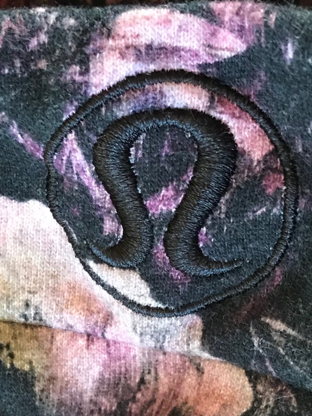 LULULEMON BLACK FLORAL GRUNGE LONG ZIP UP SCUBA HOODIE - Picture 5 of 12